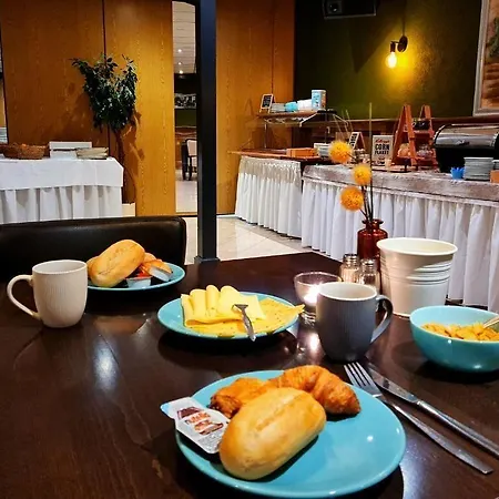 Restaurant 't Trefpunt 4* Made