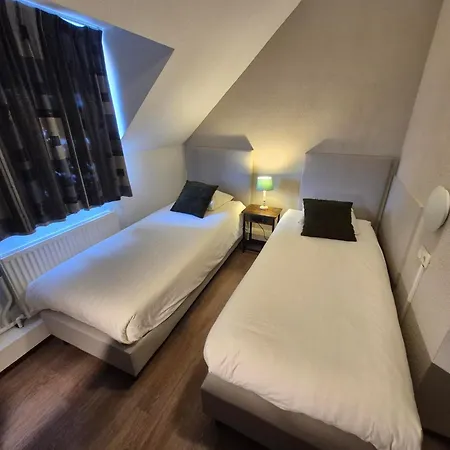 Restaurant 't Trefpunt 4* מאדה