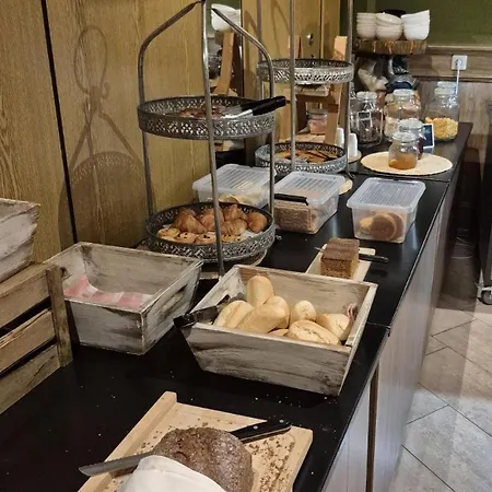 Otel Restaurant 't Trefpunt Made