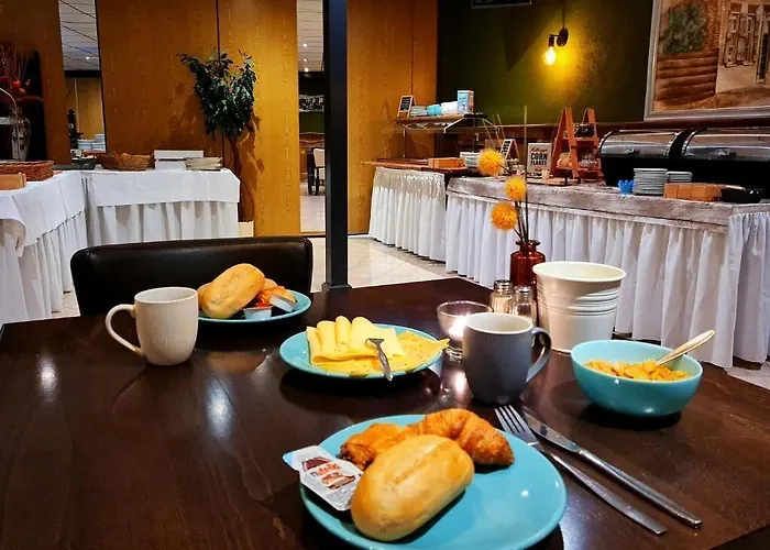 Restaurant 't Trefpunt 4* מאדה