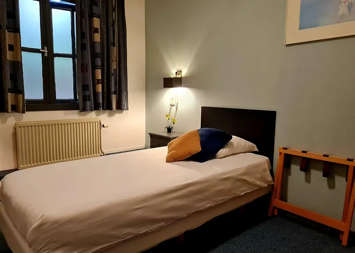 Restaurant 't Trefpunt 4* מאדה